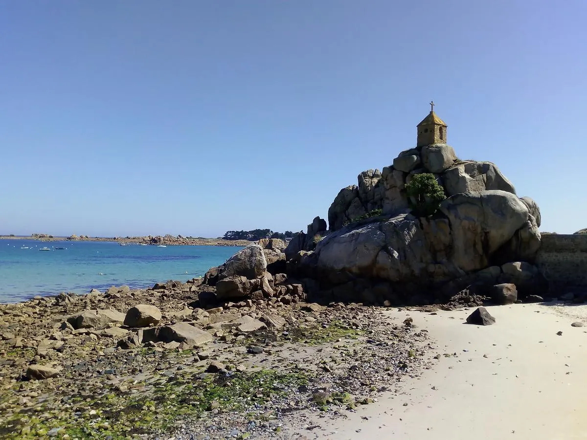Grand Hotel De Port Blanc Penvénan