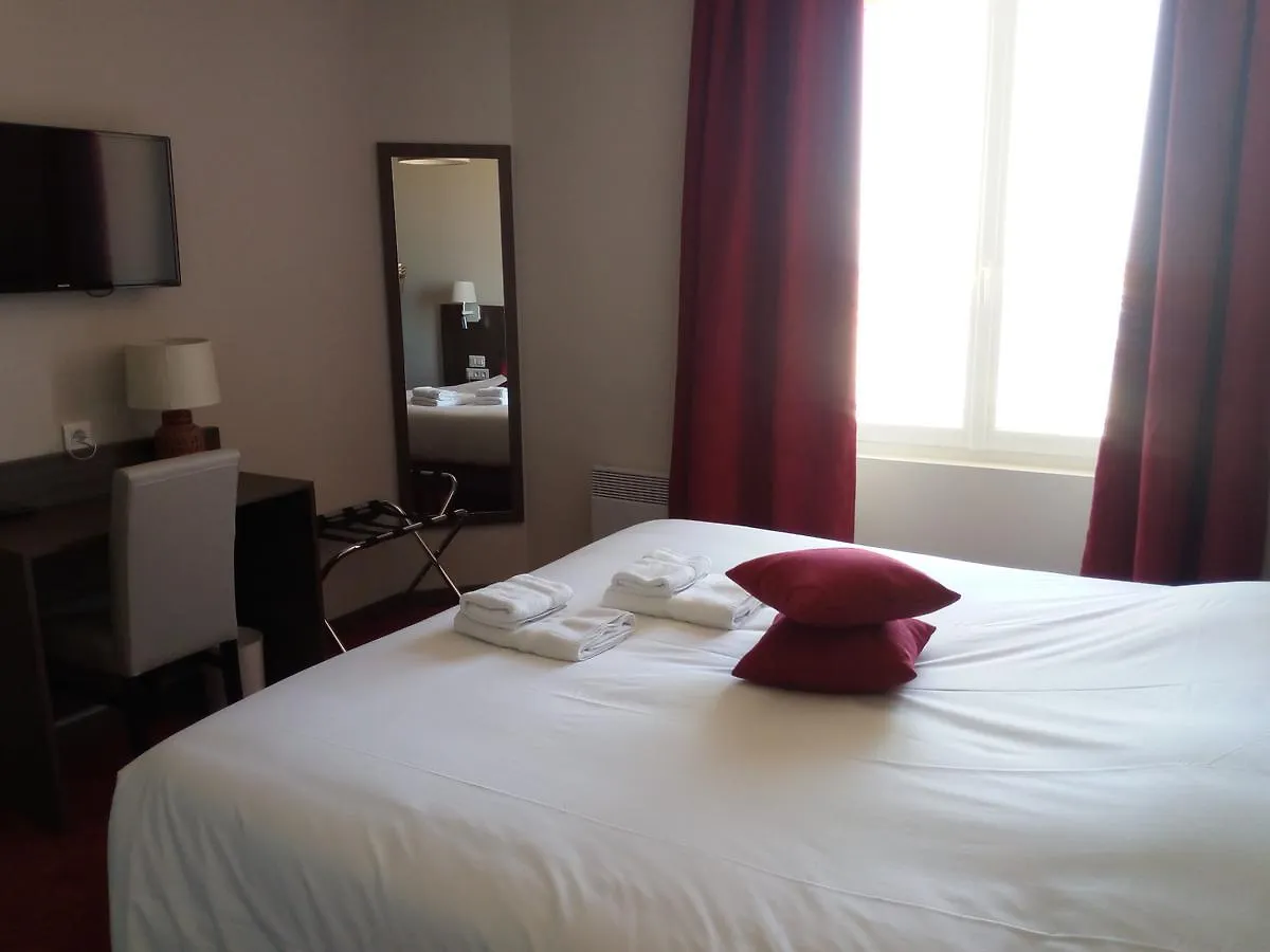 Grand Hotel De Port Blanc Penvénan